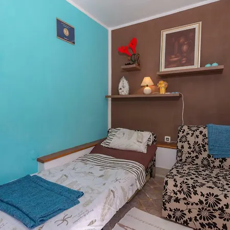 Apartman Enna *